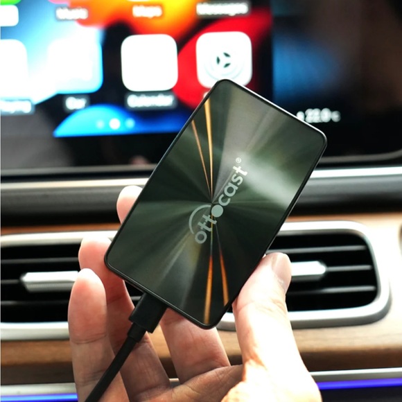 Ottocast Ottocast U2-X Pro Wireless Android Auto/CarPlay 2 in 1 Adapter - Picture 3 of 9